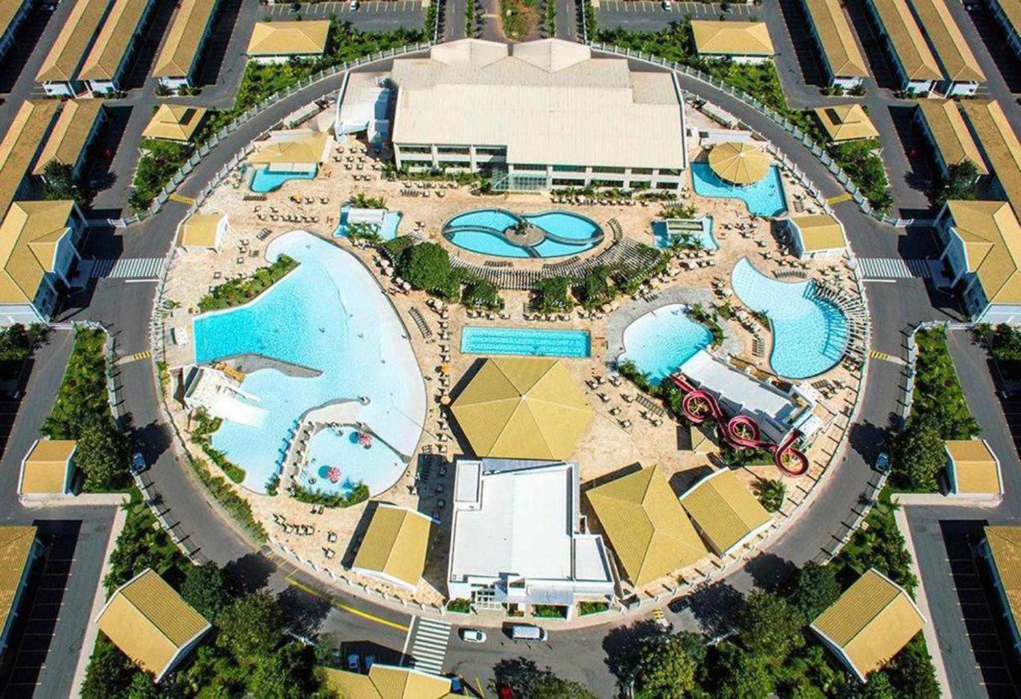 Lacqua Diroma Oficial - Diroma Acqua Park Incluido - Com Roupa De Cama E Banho Caldas Novas Luaran gambar