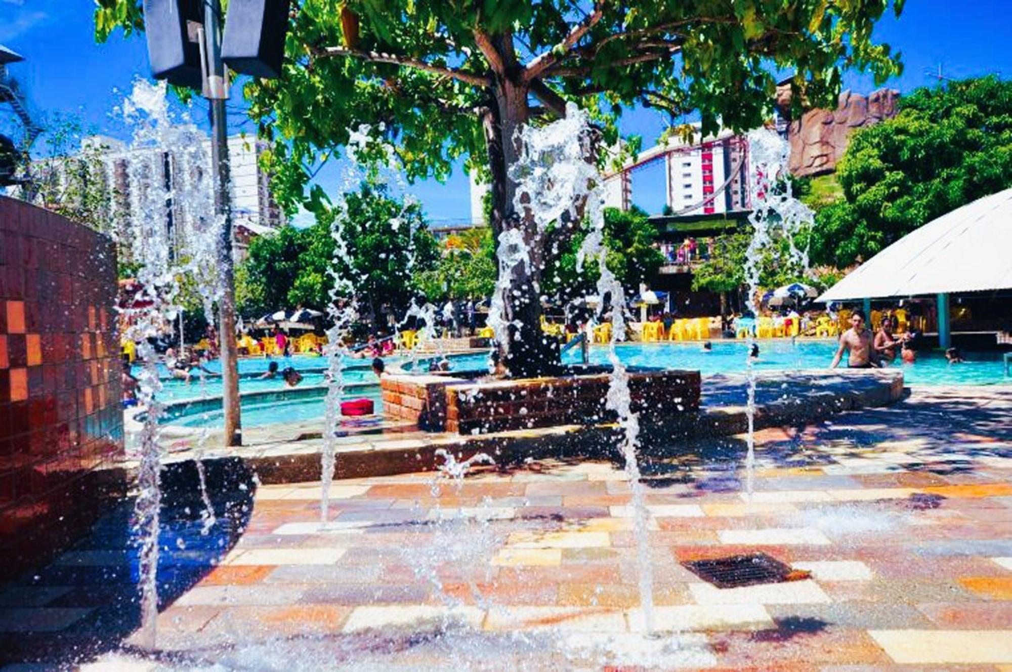 Lacqua Diroma Oficial - Diroma Acqua Park Incluido - Com Roupa De Cama E Banho Caldas Novas Luaran gambar
