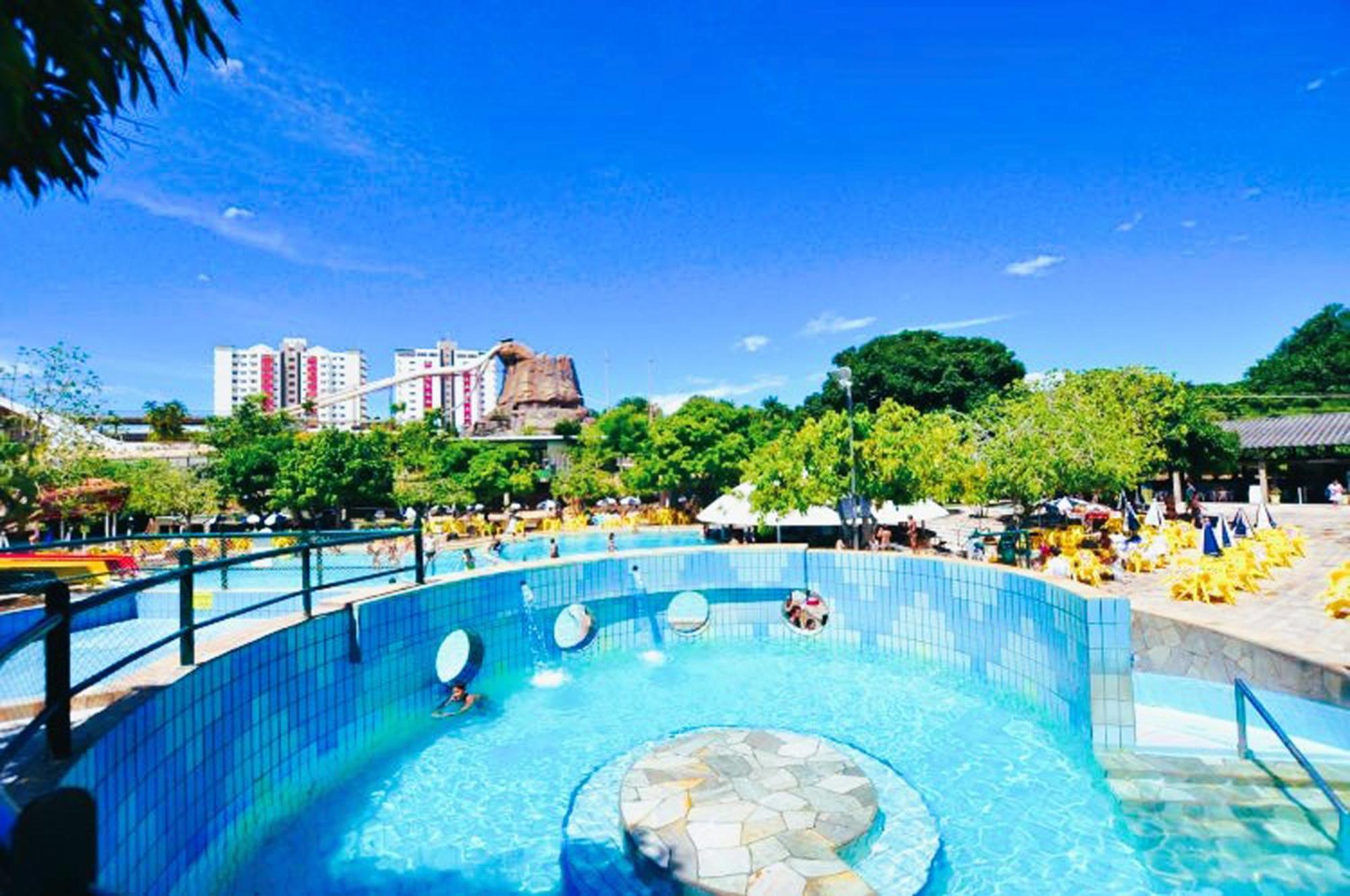 Lacqua Diroma Oficial - Diroma Acqua Park Incluido - Com Roupa De Cama E Banho Caldas Novas Luaran gambar