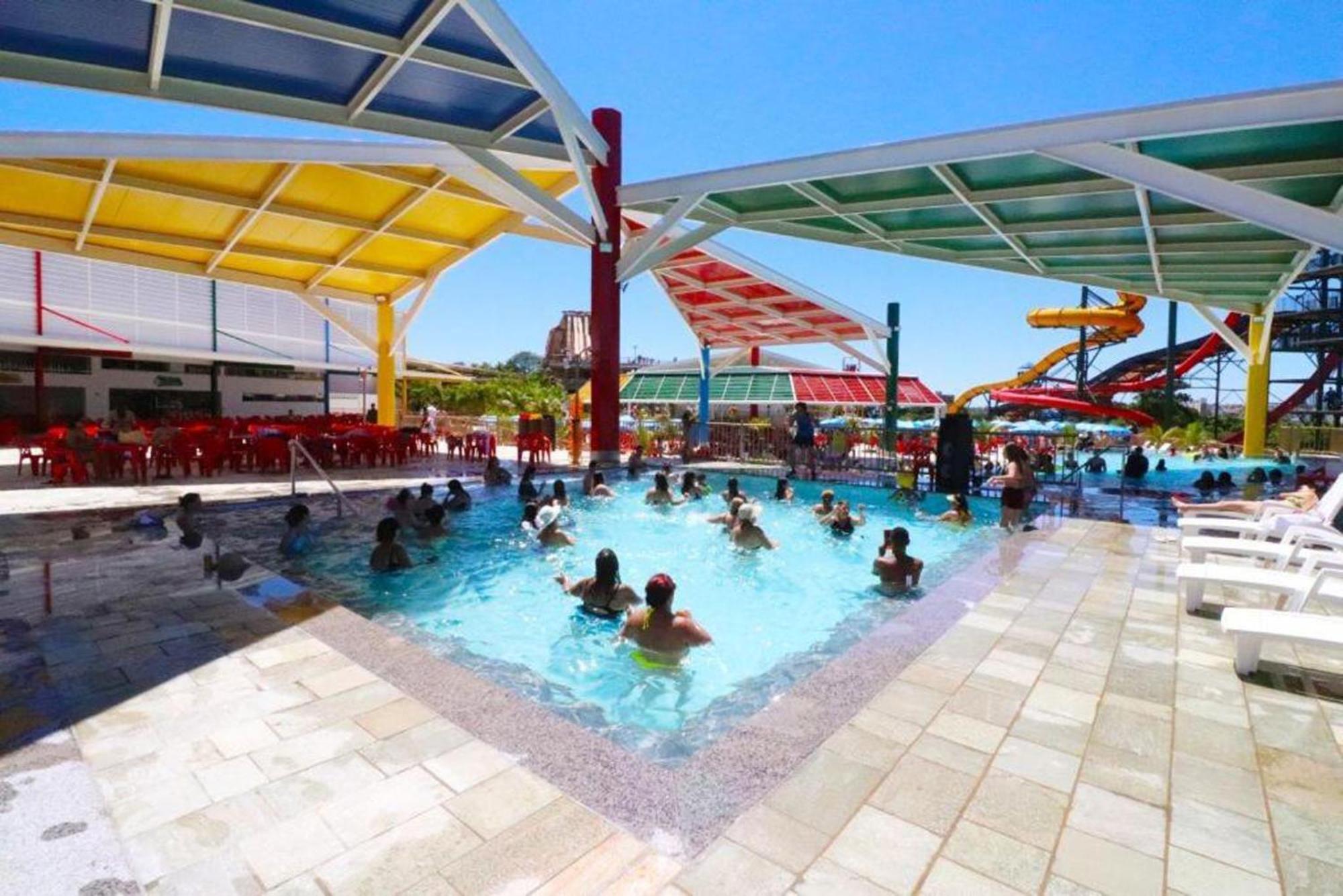 Lacqua Diroma Oficial - Diroma Acqua Park Incluido - Com Roupa De Cama E Banho Caldas Novas Luaran gambar