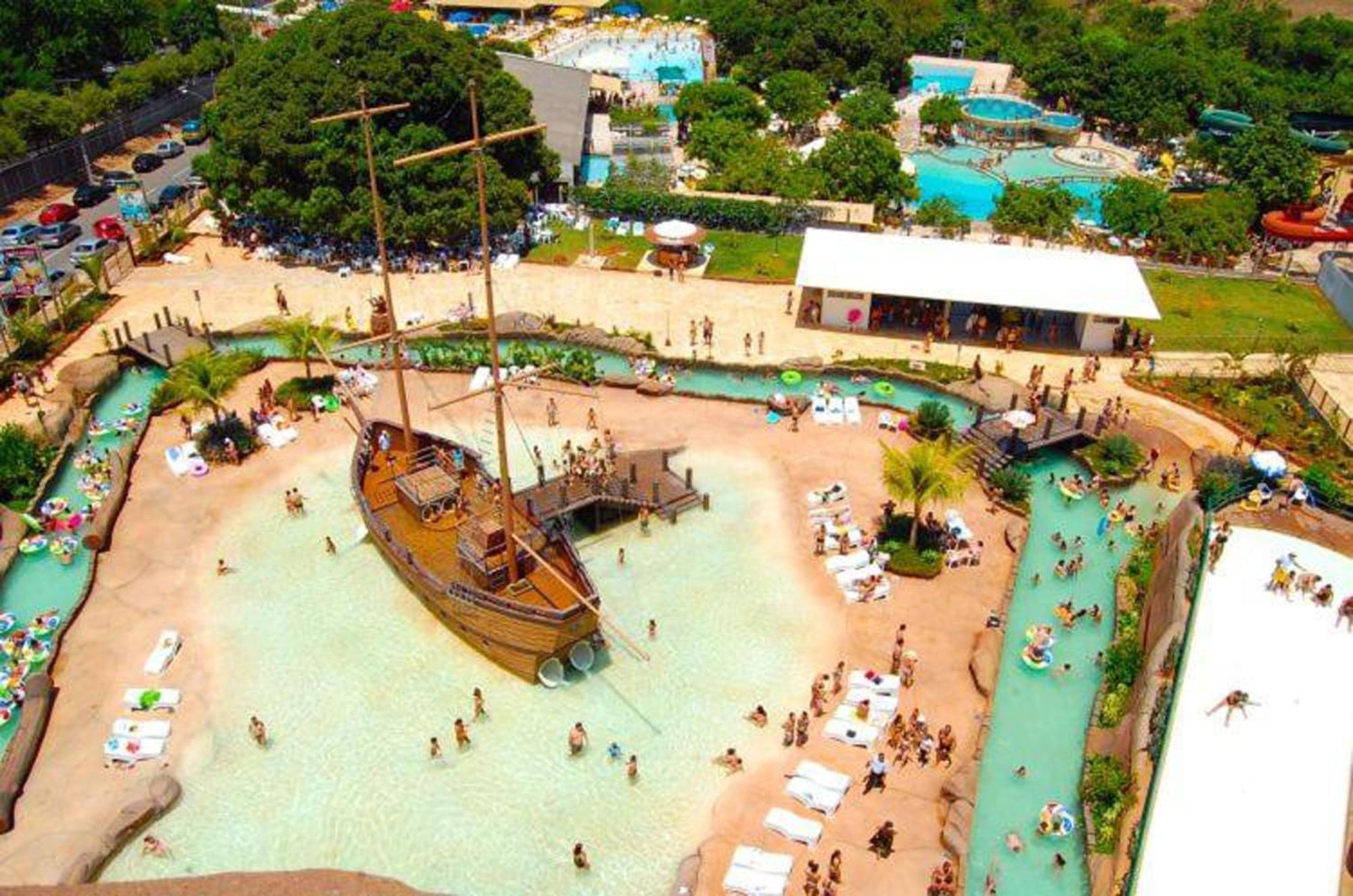 Lacqua Diroma Oficial - Diroma Acqua Park Incluido - Com Roupa De Cama E Banho Caldas Novas Luaran gambar
